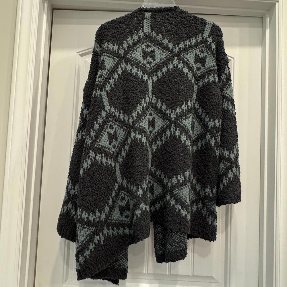 Pol Medium Black And Gray Patterned Open Front Sw… - image 2